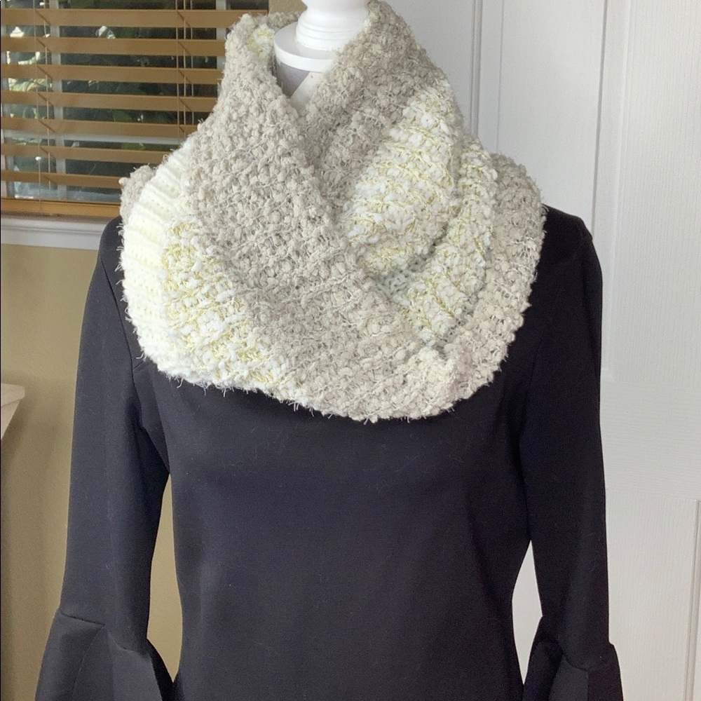 Infinity Scarf - Picture 2 of 3